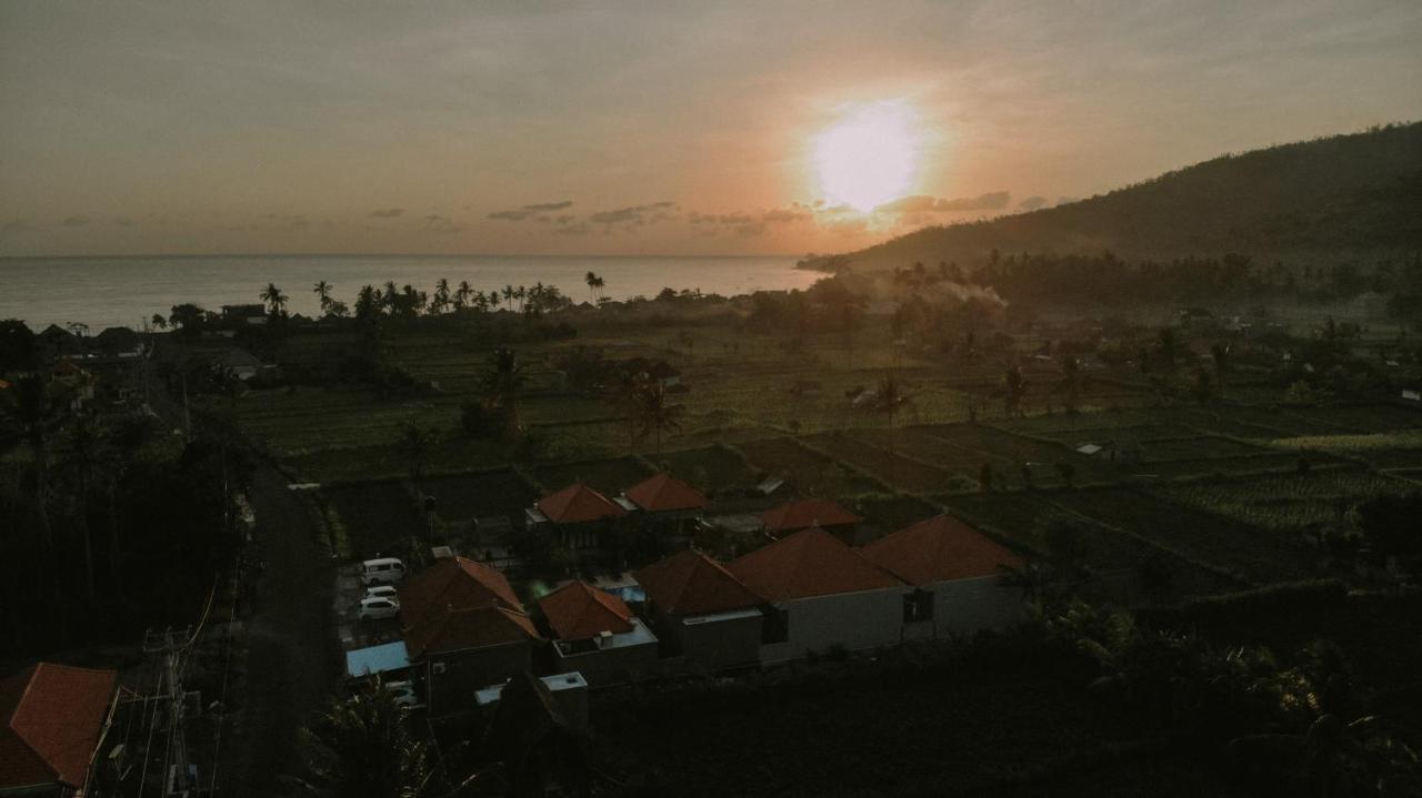 Damar Sanjaya Uttama *