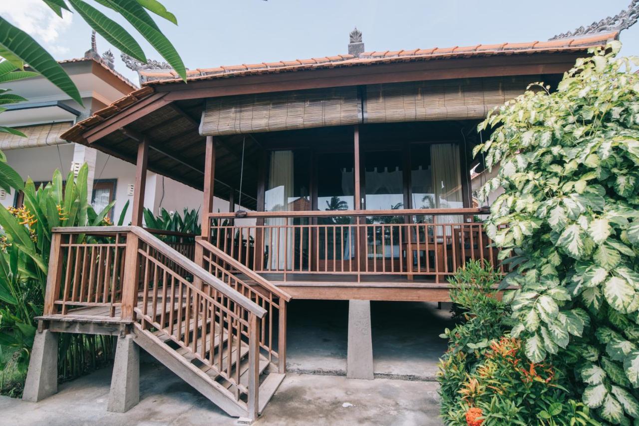 Damar Sanjaya Uttama * Amed (Bali)